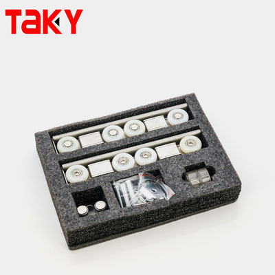 Sistema de ajuste de armario de ruedas corredizas de puerta de madera con tapa y tamaño de 8,5cm*11cm