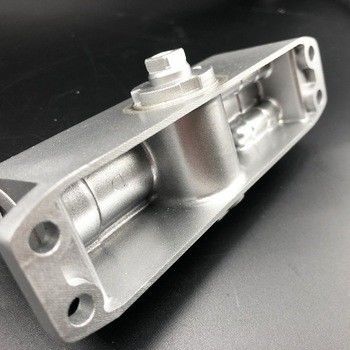 También TK-051A cerradora de puertas hidráulica automática de brazo corredizo -40 a 60 grados temperatura
