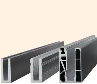 Otros materiales de bandejas de aluminio en forma de U para barandillas de vidrio y barandillas de balcón