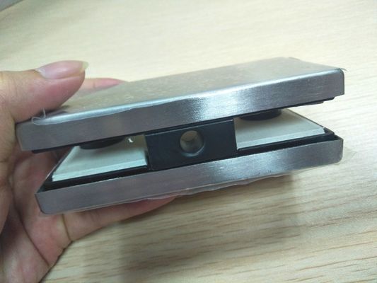 Cadena de ducha de aleación de zinc duradera para vidrio de baño
