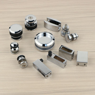 Hardware de puerta corredera de vidrio para la sala de ducha Diseño duradero de acero inoxidable de trabajo pesado